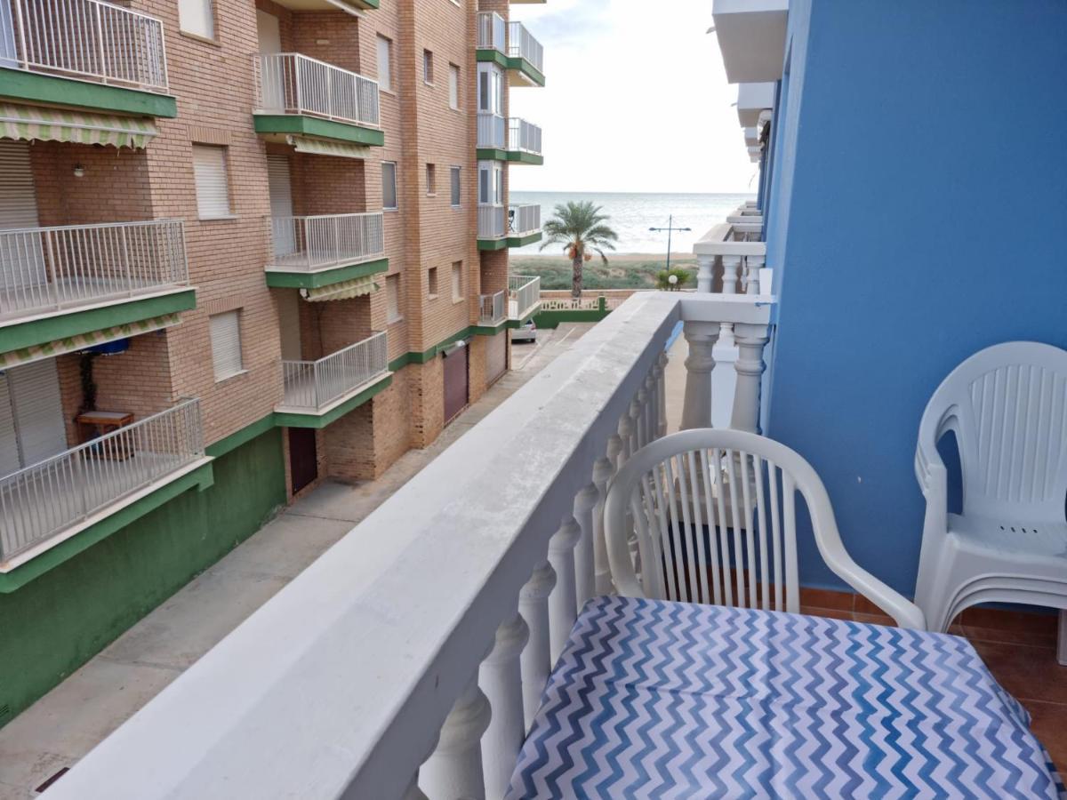 The Beach Across The Street Peñíscola Exterior foto